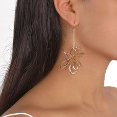 Elegant 18K gold-plated flower earrings featuring a large, abstract open flower design for a stunning look.
