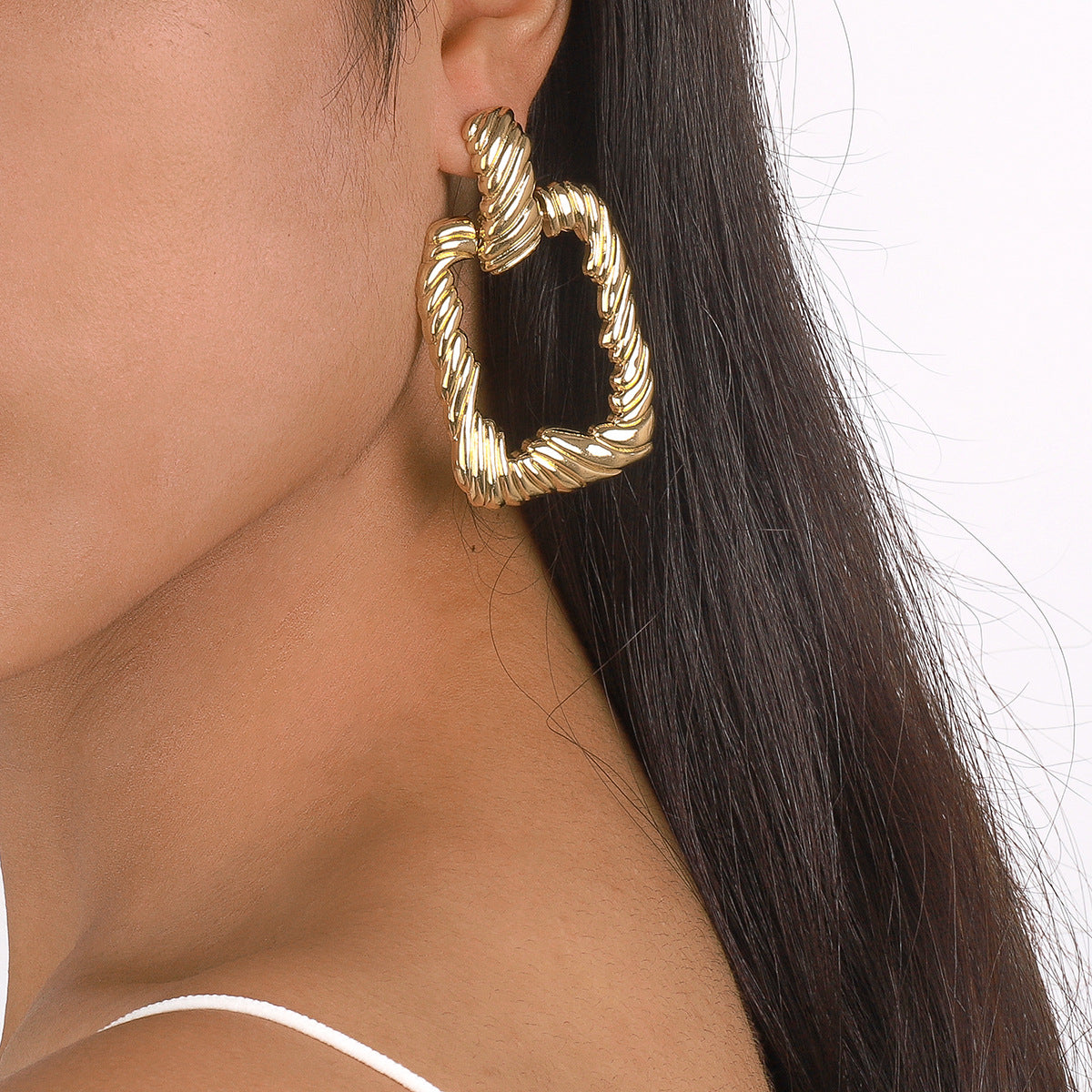 18K Gold-Plated Twine Open Rectangle Drop Earrings, gold drop earrings for women, vintage-inspired design, lifestyle look
