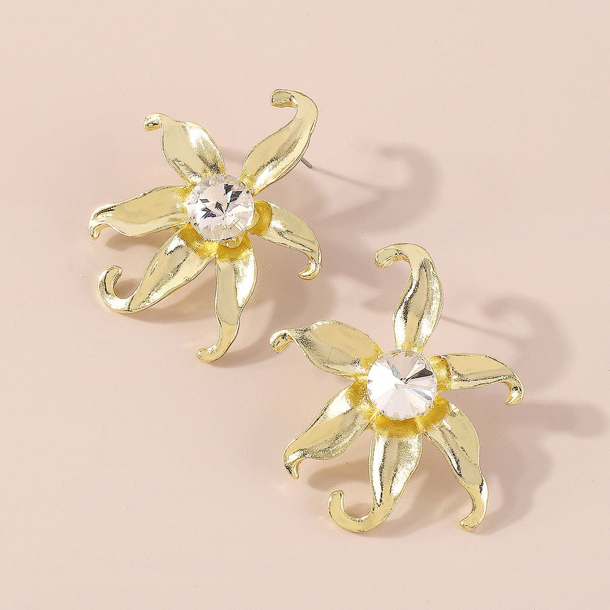 Cubic Zirconia and 18K Gold-Plated Flower Stud Earrings, gold stud earrings for women, elegant gift for her, detail close-up