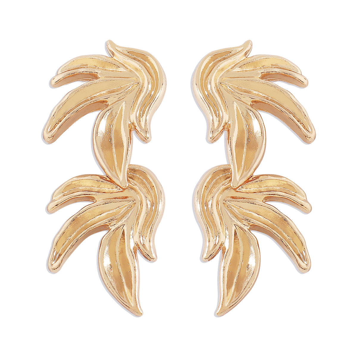 18K Gold-Plated Linked Leaves Drop Earrings, gold drop earrings for women, botanical inspired, detail close-up