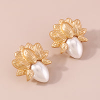 Pearl & 18k Gold-Plated Botanical Stud Earring