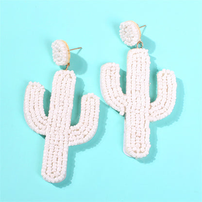 White Howlite Beaded Cactus Drop Earrings, drop earrings for women, elegant gift for her, detail close-up