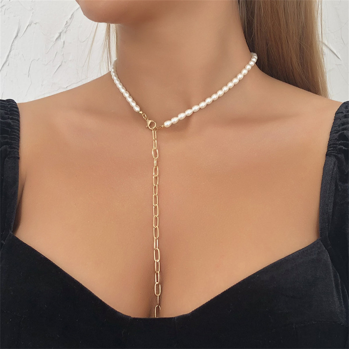 Pearl and 18K Gold-Plated Chain Necklace, gold pendant necklace for women, botanical inspired, side view