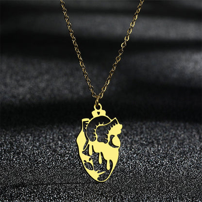 18K Gold-Plated Openwork Heart Pendant Necklace, gold pendant necklace for women, vintage-inspired design, detail close-up