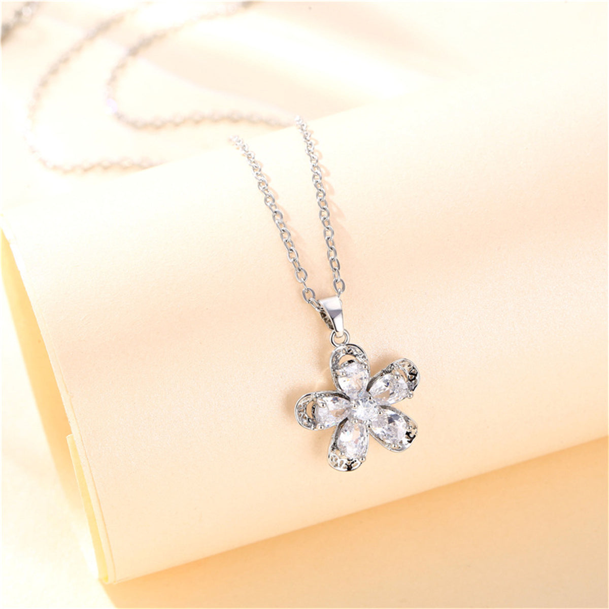 Crystal and Silver-Plated Floral Pendant Necklace, silver pendant necklace for women, detail close-up