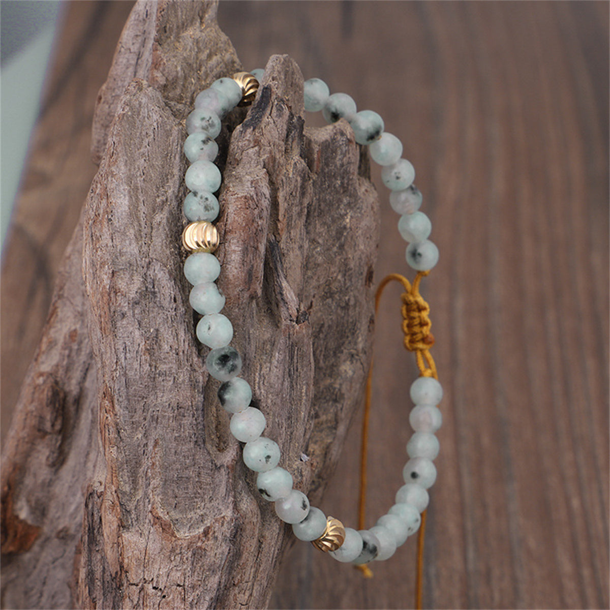Quartz and 18K Gold-Plated Beaded Adjustable Bracelet, gold bracelet for women, everyday style, lifestyle look