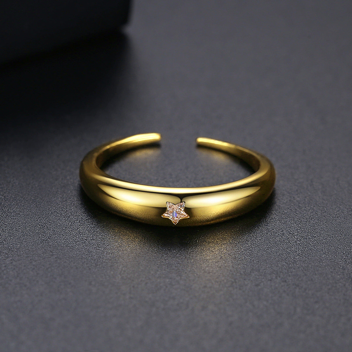 Crystal and 18K Gold-Plated Star Open Ring, gold statement rings for women, dainty minimalist design, detail close-up