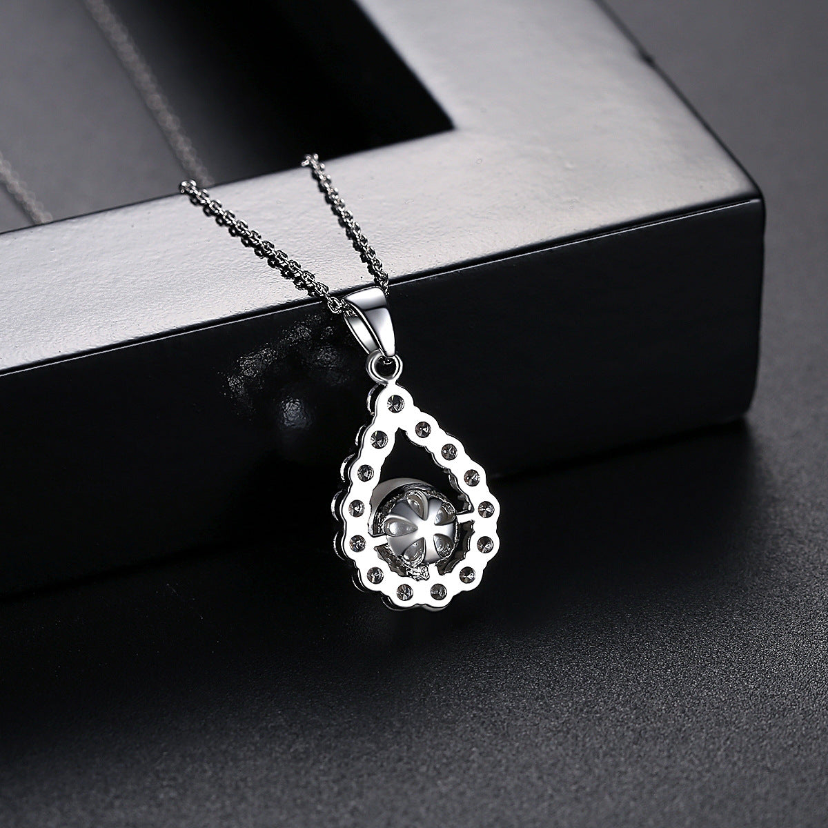 Pearl and Cubic Zirconia Silver-Plated Teardrop Pendant Necklace, silver pendant necklace for women, detail close-up