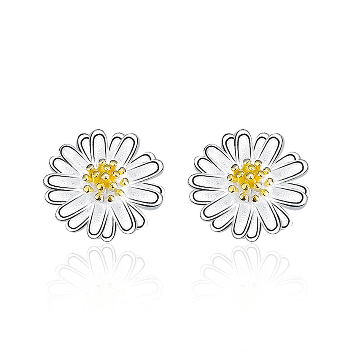 Stunning daisy stud earrings in white and yellow, crafted from 18K gold-plated sterling silver for a chic and elegant look.