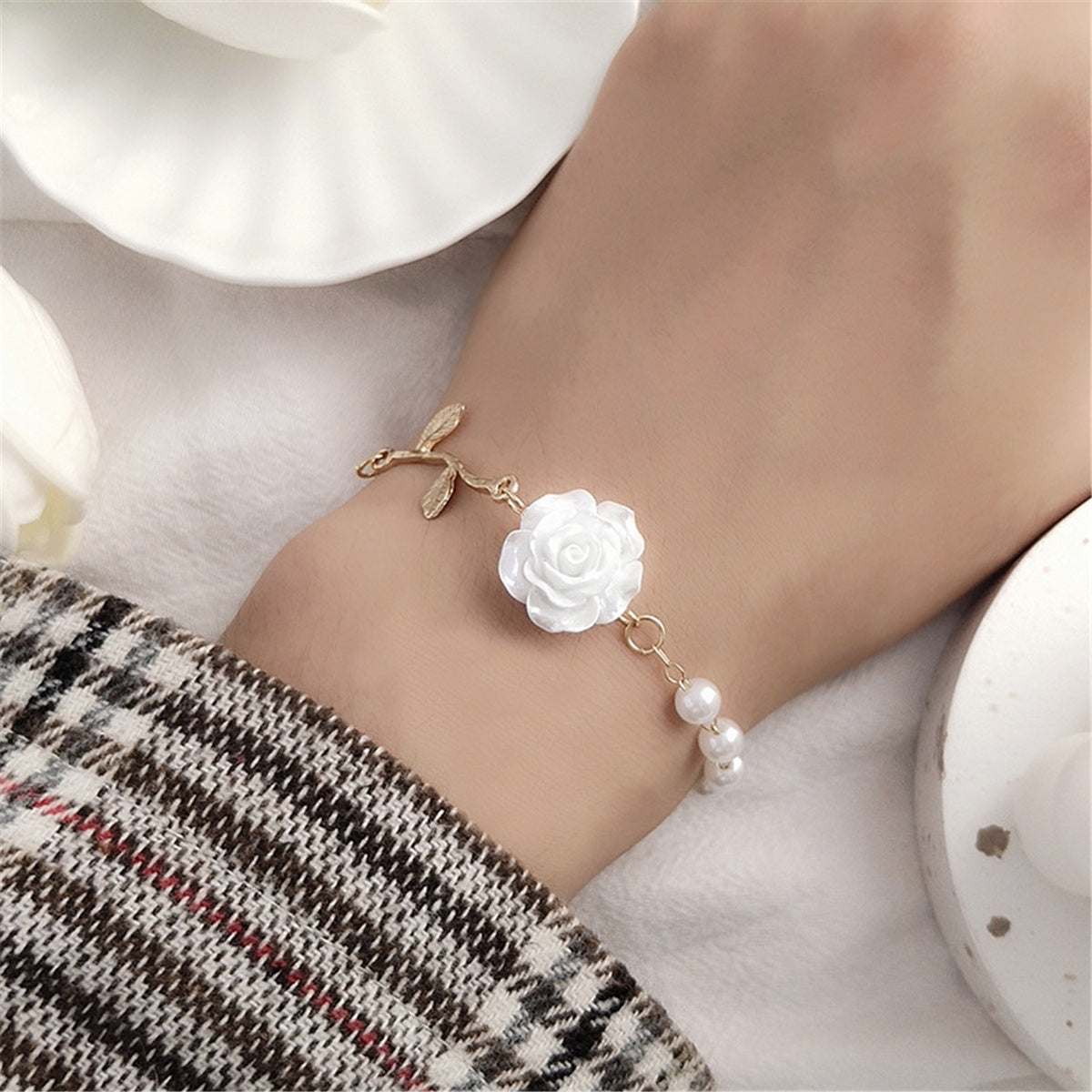 Pearl and White Resin 18K Gold-Plated Rose Strand Bracelet, gold bracelet for women, everyday style, front view