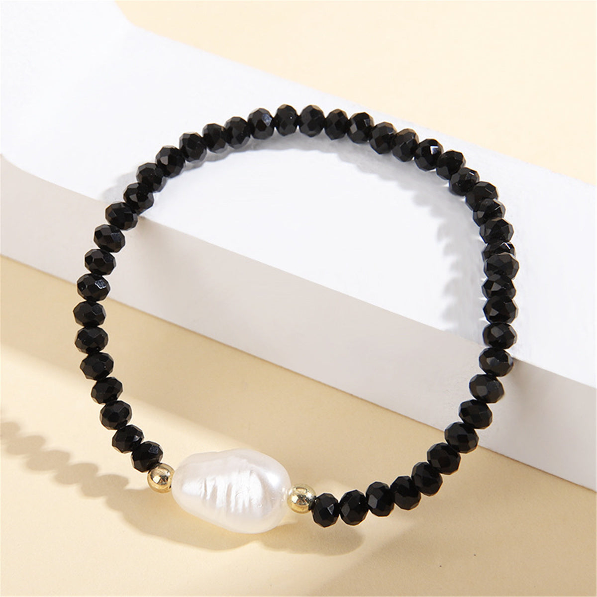 Ebony Acrylic & Pearl Beaded Stretch Bracelet