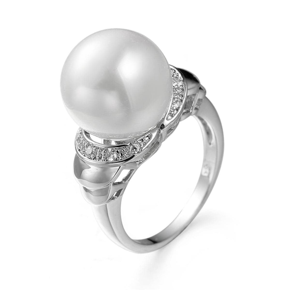 Pearl and Cubic Zirconia Silver-Plated Statement Ring, silver statement rings for women, detail close-up