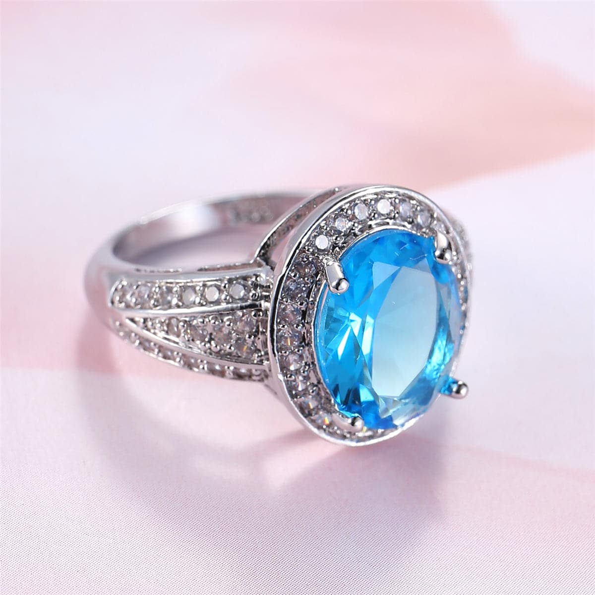 Sea Blue Crystal and Cubic Zirconia Silver-Plated Oval-Cut Ring, silver statement rings for women, lifestyle look
