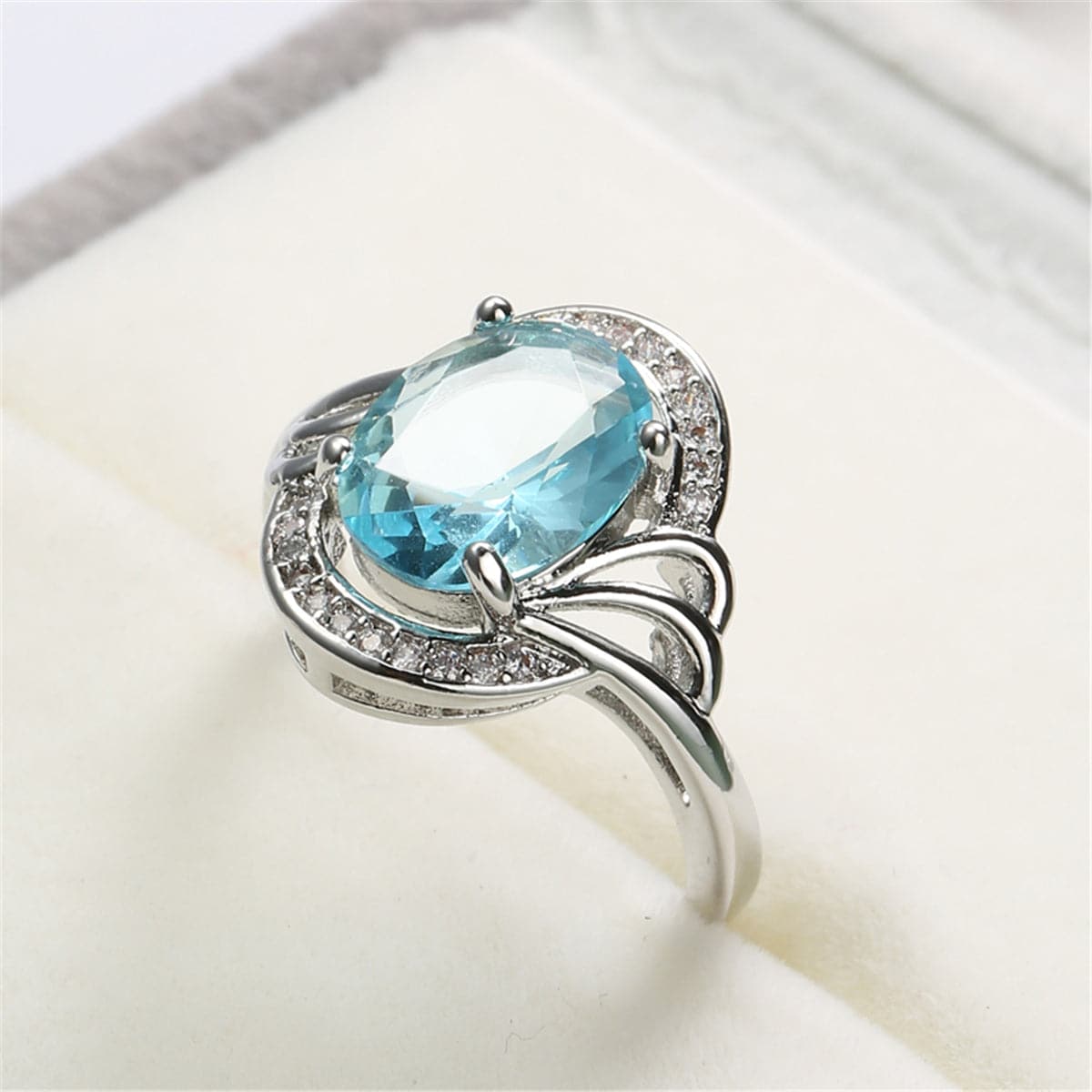 Sea Blue Crystal and Cubic Zirconia Wave Ring, statement rings for women, elegant gift for her, lifestyle look