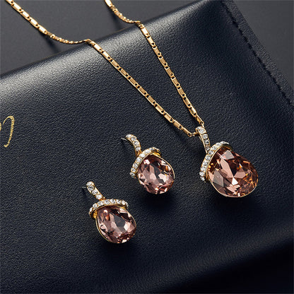Crystal and Cubic Zirconia 18K Gold-Plated Pendant Necklace Set, gold drop earrings for women, detail close-up