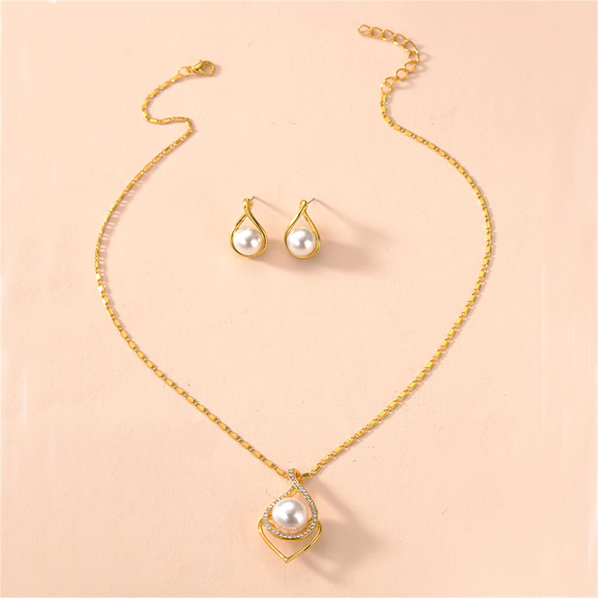 Pearl and Cubic Zirconia 18K Gold-Plated Earring and Necklace, gold stud earrings for women, detail close-up