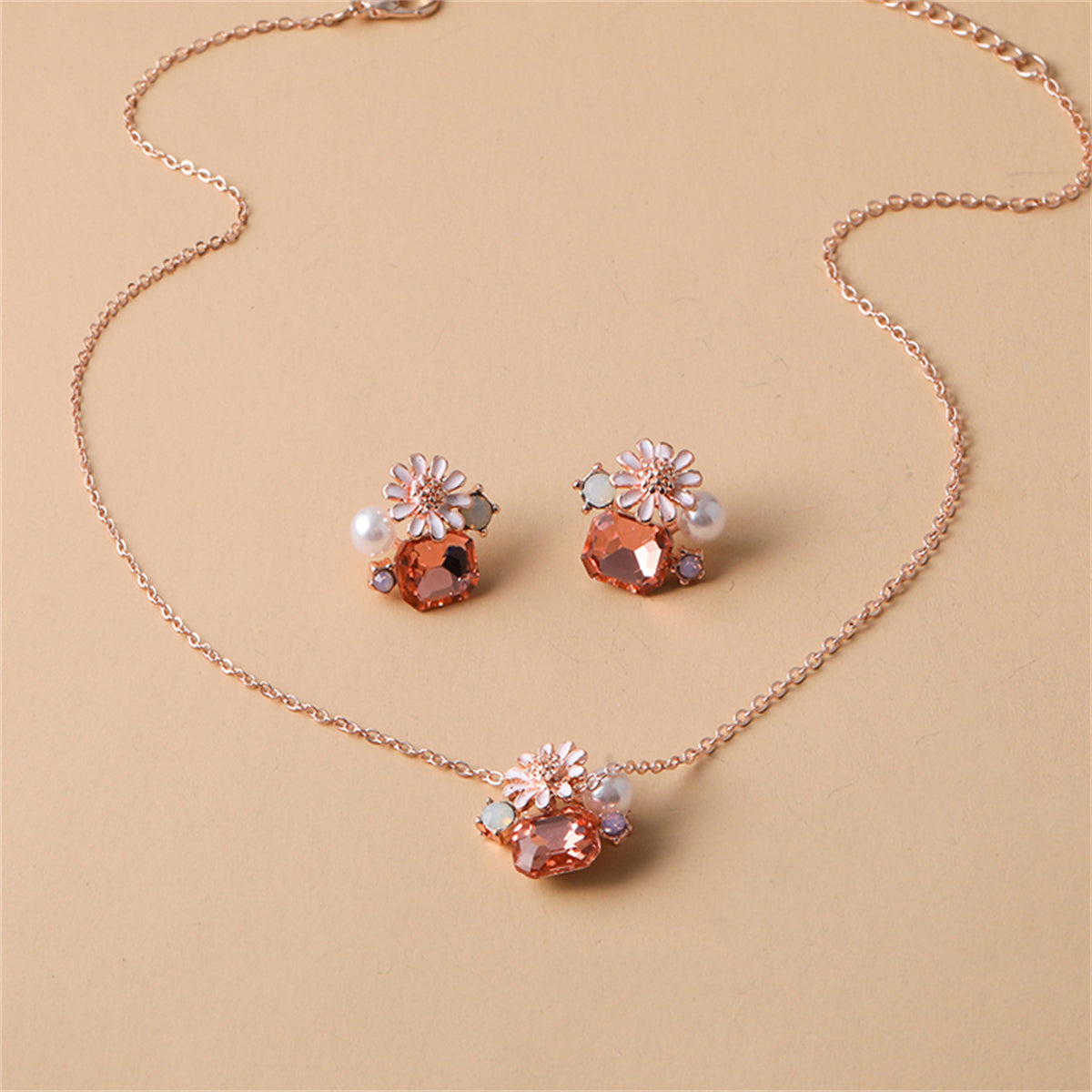 Pink Crystal and Cubic Zirconia Pearl Flower Stud Earrings Set, stud earrings for women, detail close-up