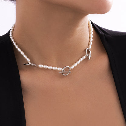 Pearl and Silver-Plated Circle Bar Station Necklace, silver pendant necklace for women, vintage-inspired design, front view