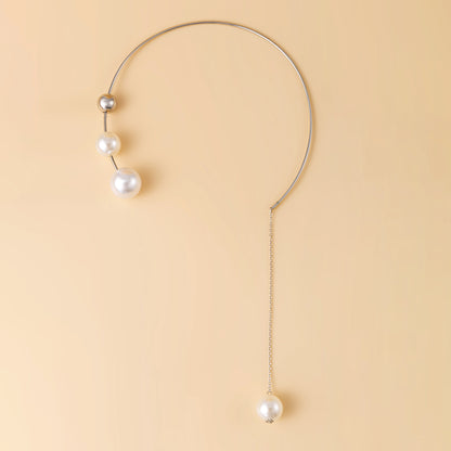 Pearl and Silver-Plated Drop Choker, silver pendant necklace for women, vintage-inspired design, styled look