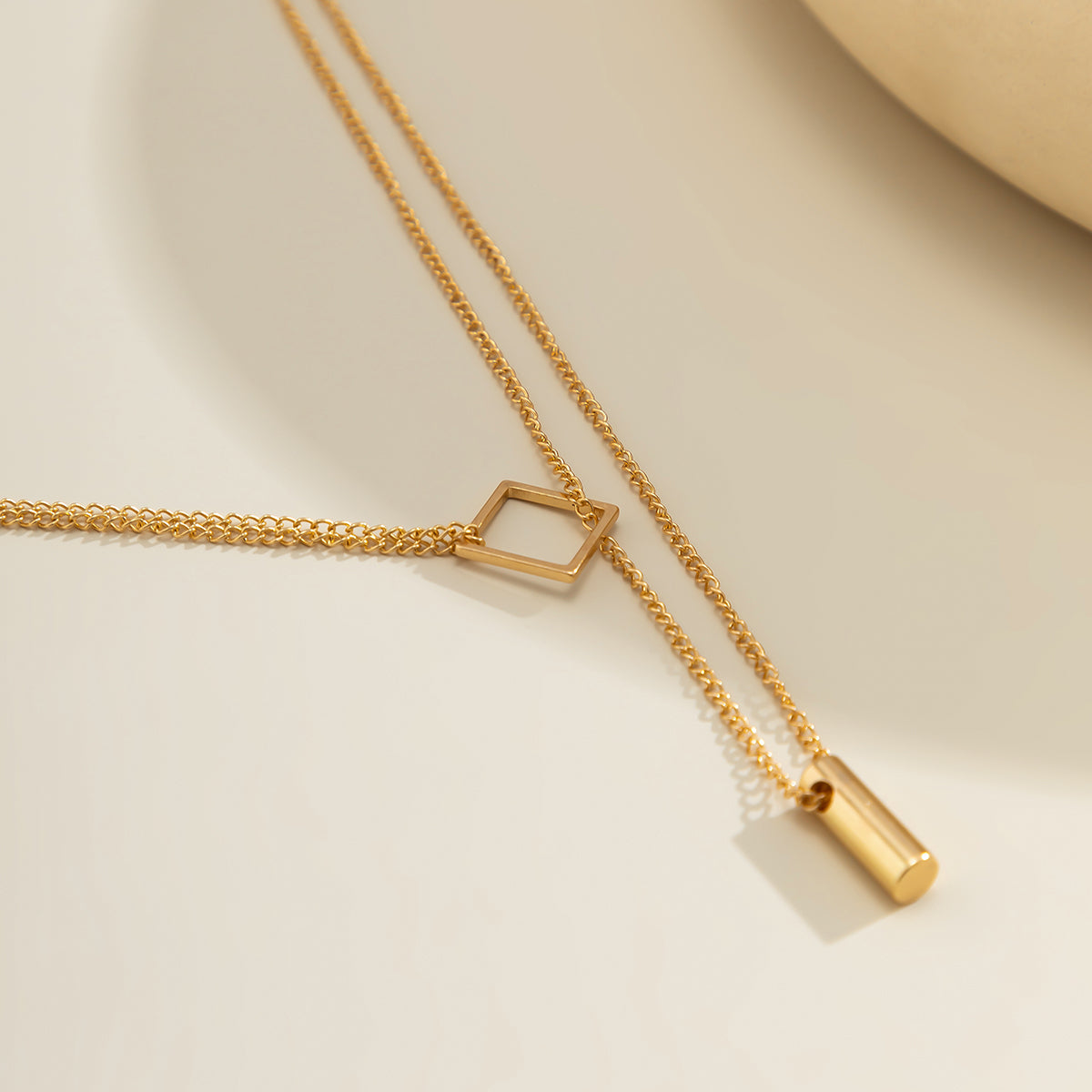18K Gold-Plated Rhombus Layered Lariat Necklace, gold pendant necklace for women, vintage-inspired design, lifestyle look