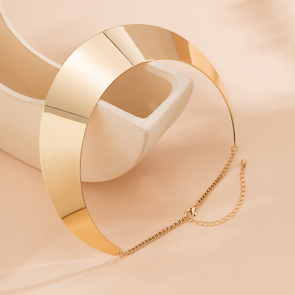 18K Gold-Plated Thick Choker Necklace, chunky gold choker necklace, botanical inspired, lifestyle look