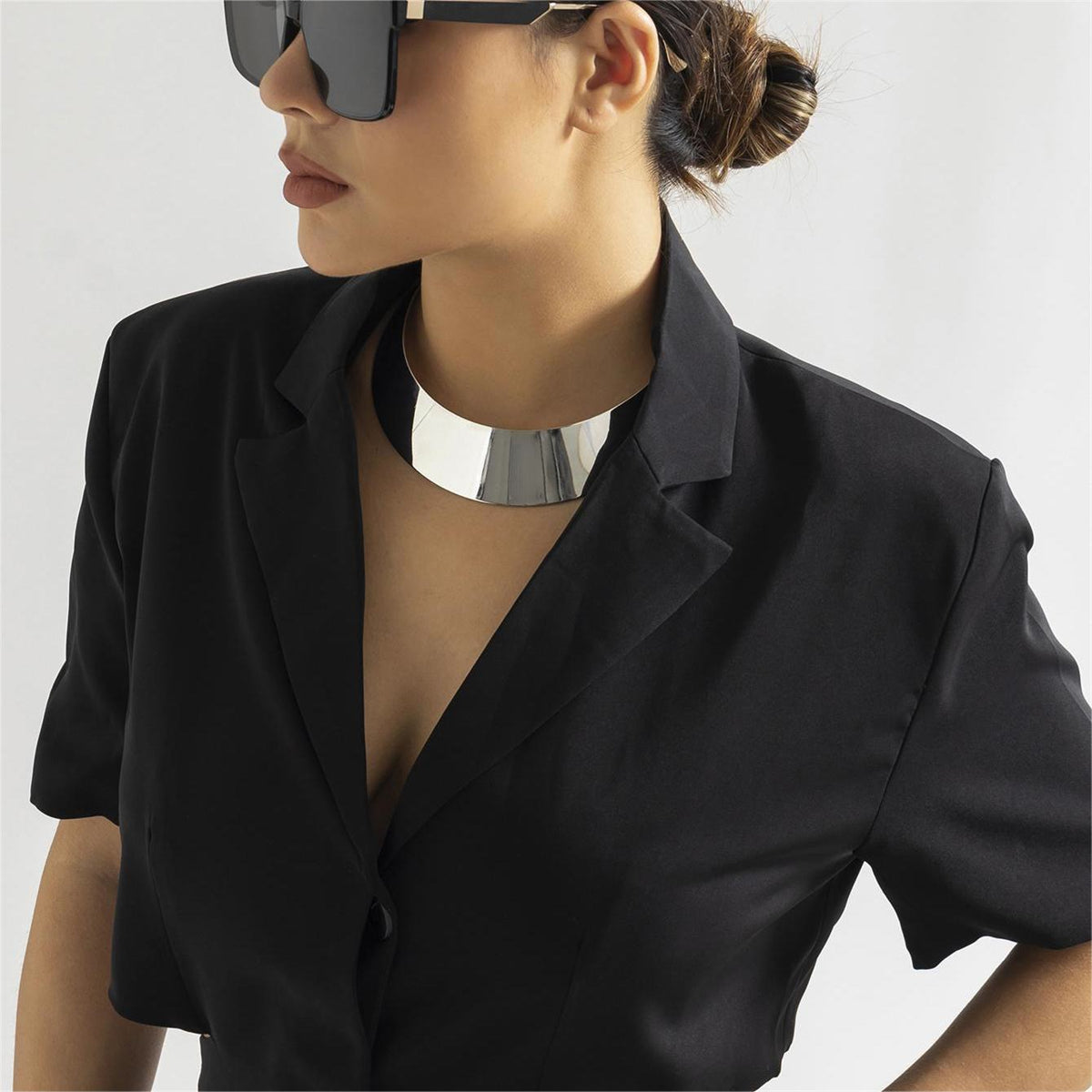 Silver-Plated Thick Choker Necklace, chunky silver choker necklace, everyday style, side view