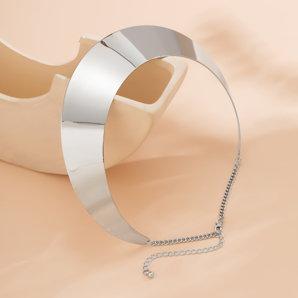 Silver-Plated Thick Choker Necklace, chunky silver choker necklace, everyday style, lifestyle look