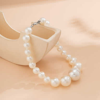 Pearl and Silver-Plated Graduated Choker, silver pendant necklace for women, everyday style, lifestyle look