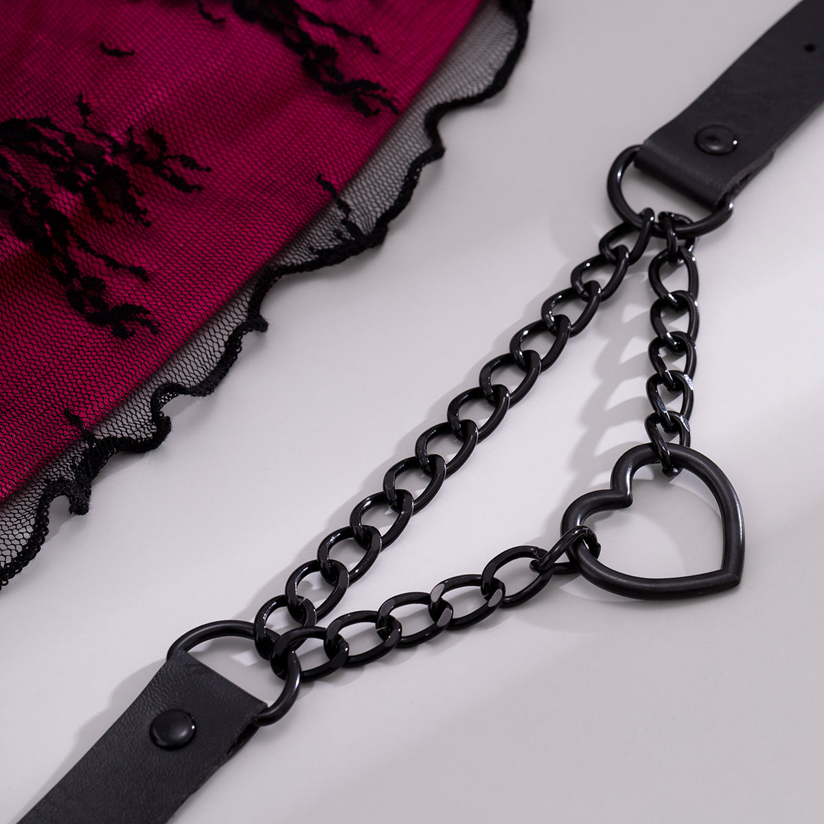 Black Heart Layered Choker Necklace, chunky choker necklace, everyday style, lifestyle look