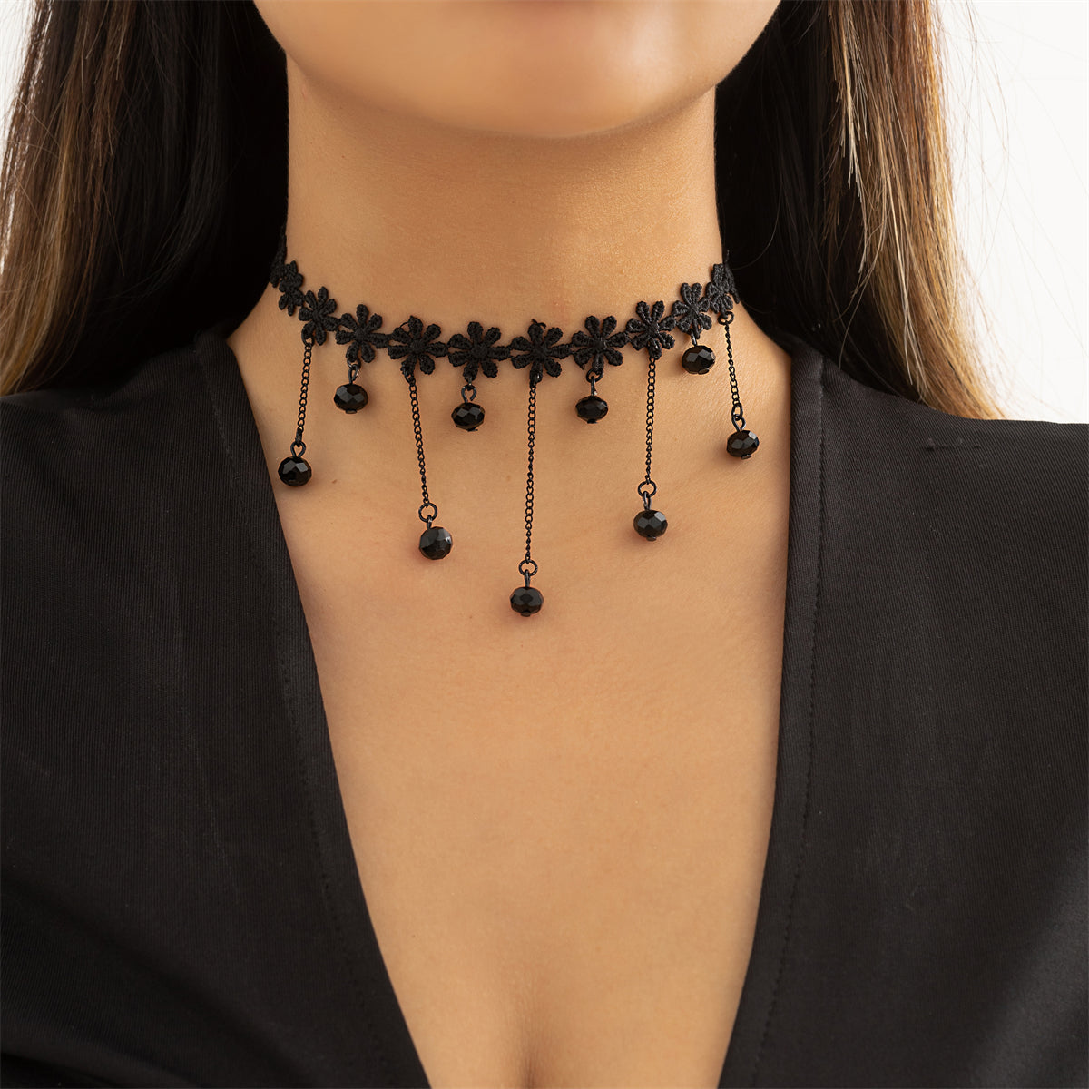 Black Flower Chain-Drop Choker