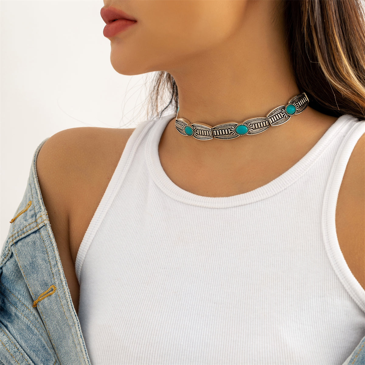 Turquoise & Silver-Plated Oval-Cut Choker Necklace