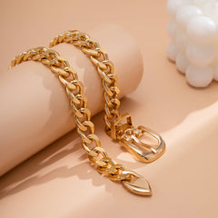 Chic 18K gold-plated chain necklace with a secure clasp, a must-have accessory for any fashion-forward individual.