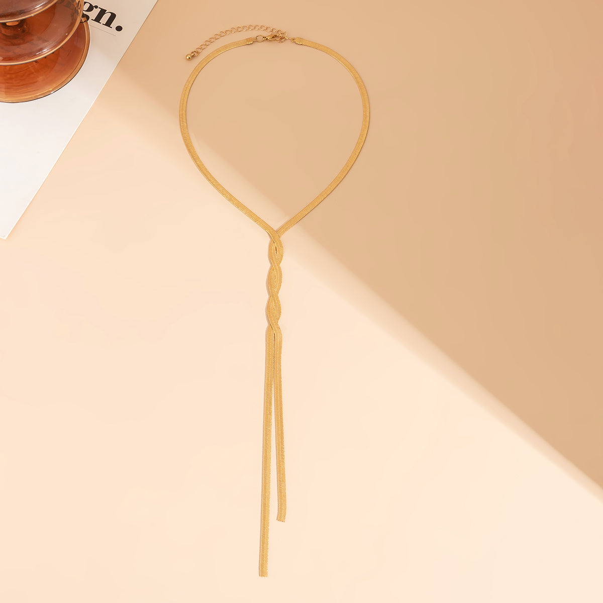 18K Gold-Plated Interlocked Herringbone Lariat Necklace, gold pendant necklace for women, lifestyle look