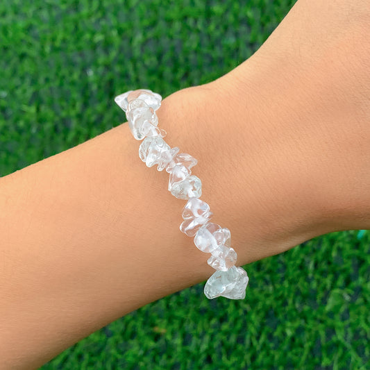 Clear Resin Stretch Bracelet, bracelet for women, elegant gift for her, front view