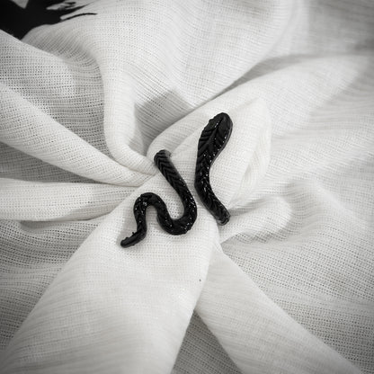 Black Textured Snake Bypass Ring, statement rings for women, vintage-inspired design, styled look