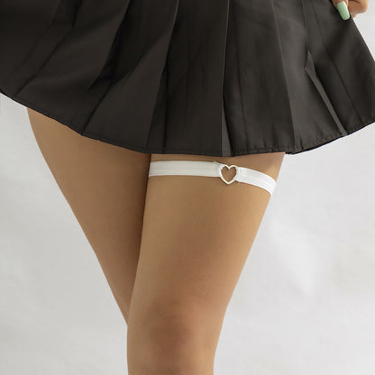 White Nylon and Silver-Plated Heart Garter, silver pendant necklace for women, botanical inspired, detail close-up