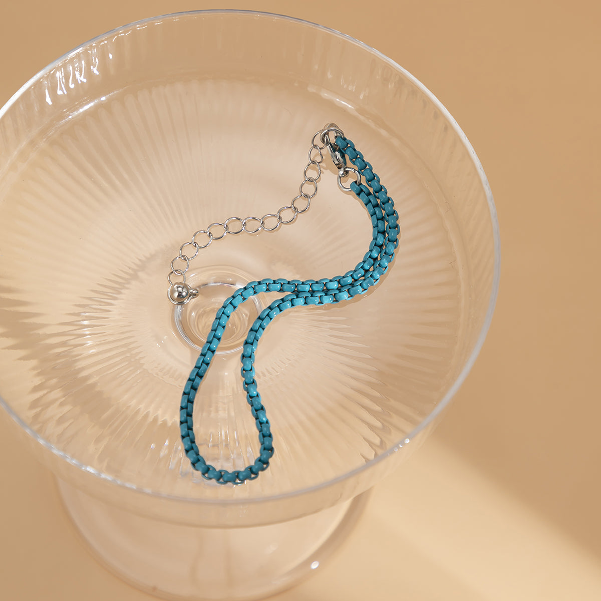 Blue Enamel and Silver-Plated Box Chain Anklet, silver anklet bracelet, elegant gift for her, detail close-up