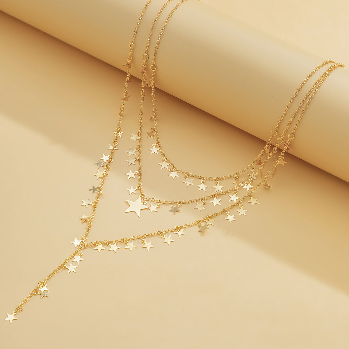 18K Gold-Plated Star Chain Statement Necklace Set, jewelry gift sets for women, vintage-inspired design, detail close-up
