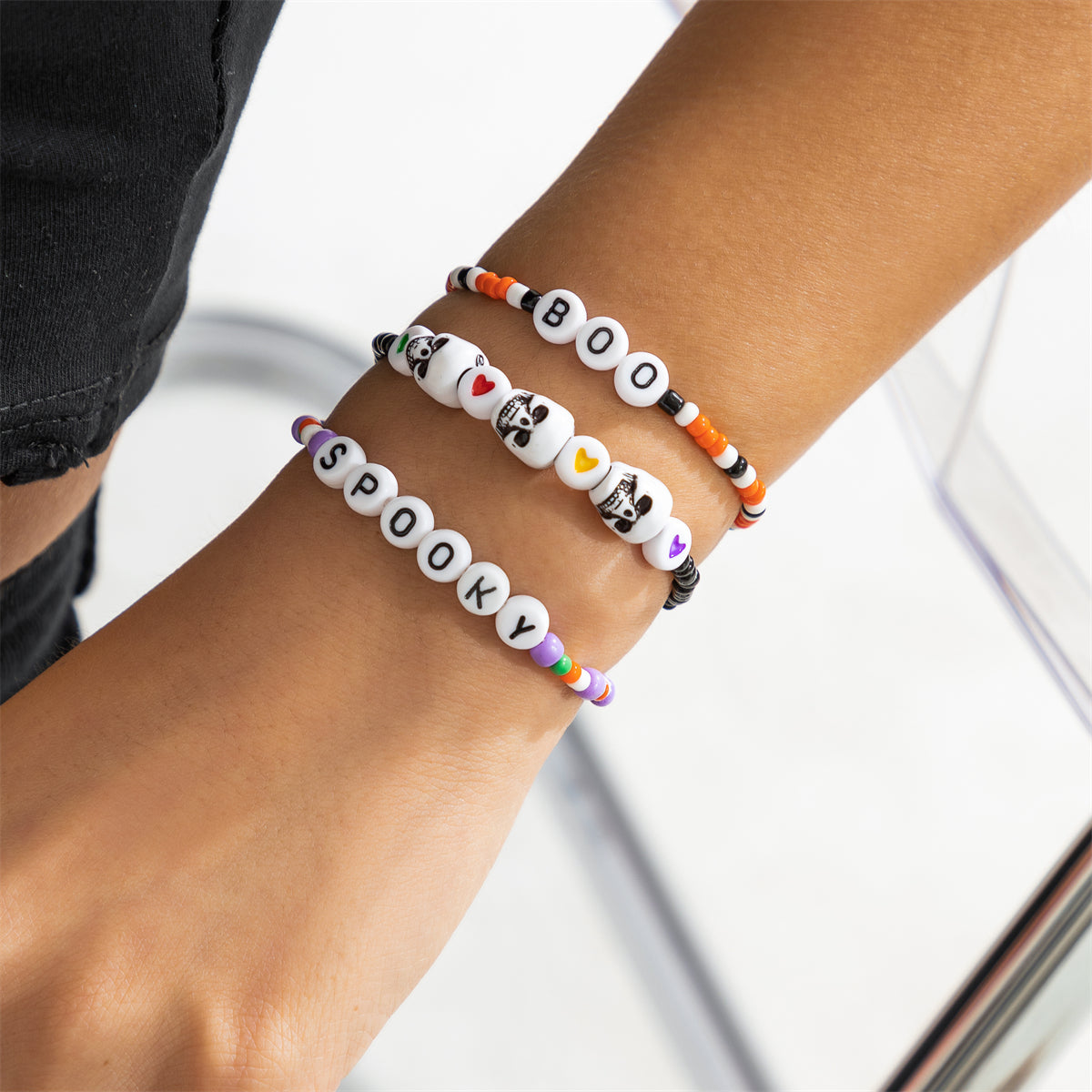 Purple Howlite 'Spooky' Beaded Stretch Bracelet Set, jewelry gift sets for women, elegant gift for her, detail close-up
