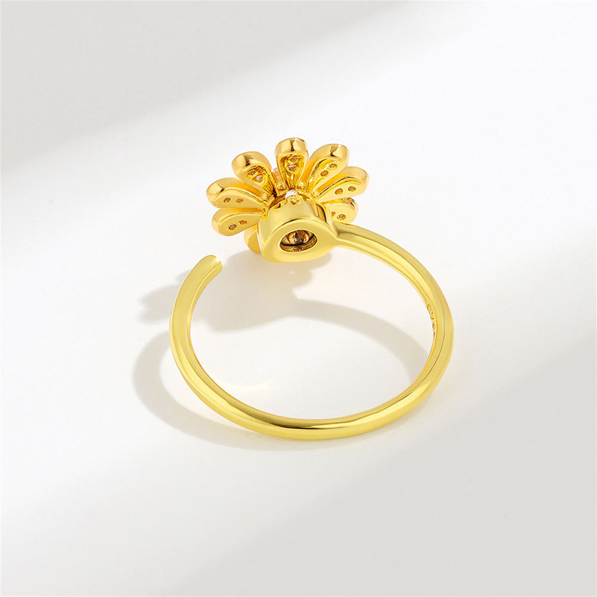 Crystal and Cubic Zirconia 18K Gold-Plated Rotating Flower Open Ring, gold statement rings for women, detail close-up