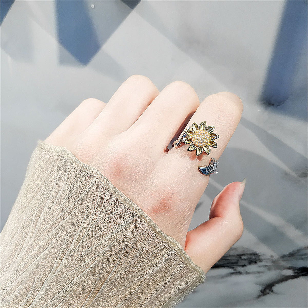 Cubic Zirconia and Two Tone Rotatable Sunflower Bypass Ring, statement rings for women, everyday style, lifestyle look
