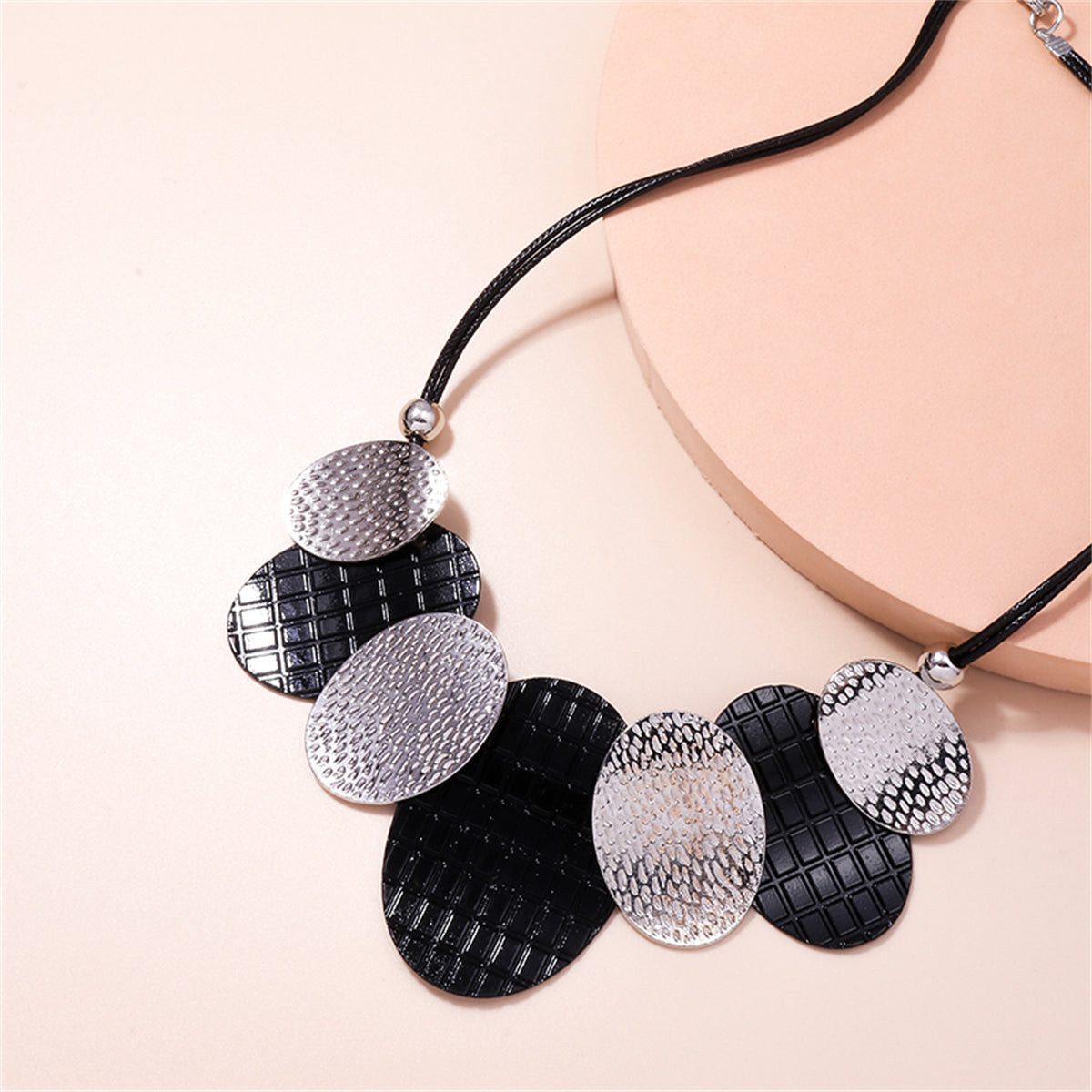 Black Polystyrene and Silver-Plated Oval Statement Necklace, silver pendant necklace for women, lifestyle look