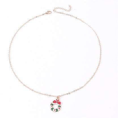 Green and Red Wreath Pendant Necklace, pendant necklace for women, elegant gift for her, side view