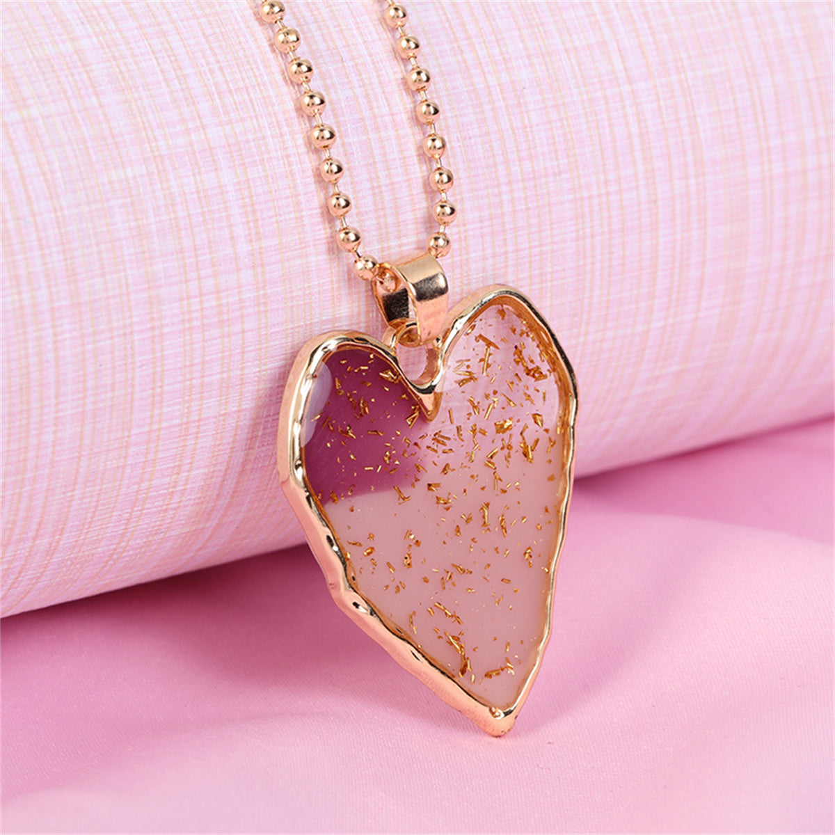 18K Gold-Plated and Light Pink Heart Pendant Necklace, gold pendant necklace for women, detail close-up