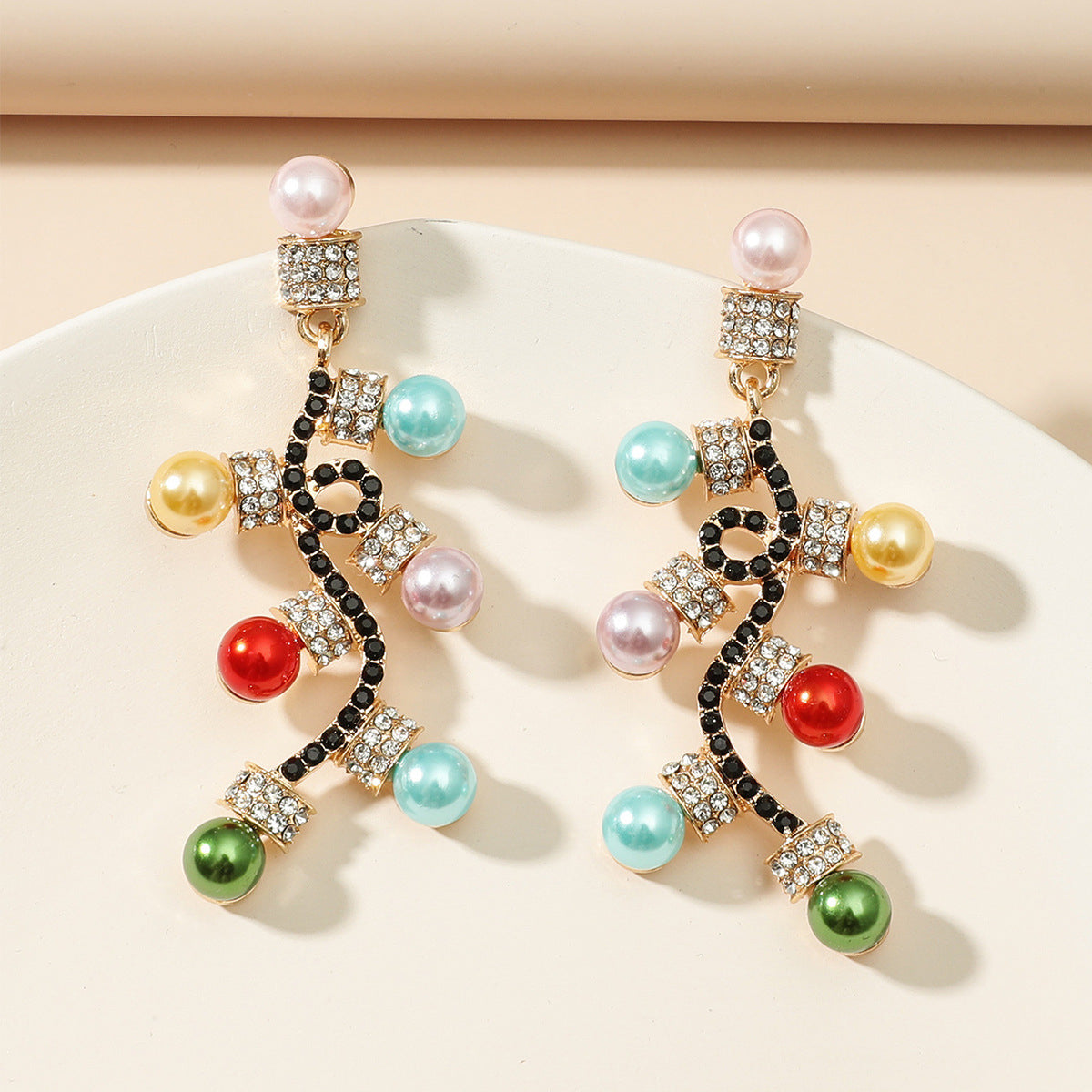 Pearl and Cubic Zirconia Decorative Light Drop Earrings, drop earrings for women, everyday style, detail close-up