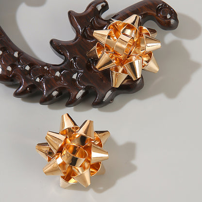 18K Gold-Plated Firework Stud Earrings, gold stud earrings for women, elegant gift for her, detail close-up