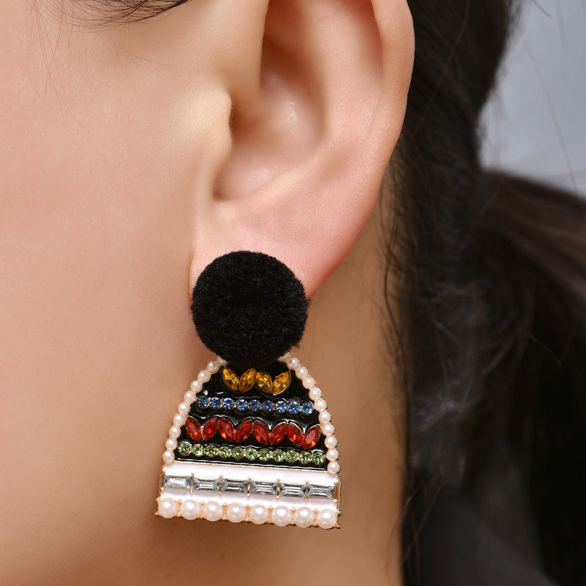 Black Cubic Zirconia and Pearl Hat and Mitten Drop Earrings, drop earrings for women, vintage-inspired design, front view