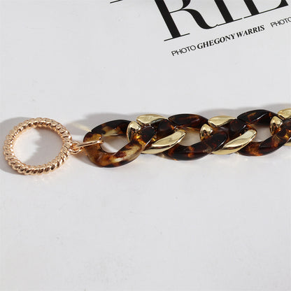 Amber and 18K Gold-Plated Curb Chain Toggle Bracelet, gold bracelet for women, botanical inspired, detail close-up