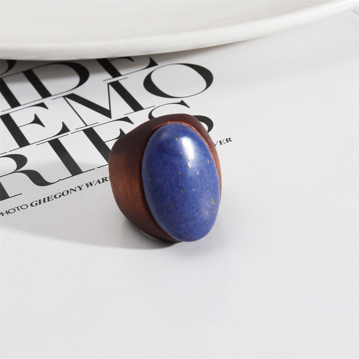 Brown Wood and Lapis Oval-Cut Ring, statement rings for women, vintage-inspired design, lifestyle look