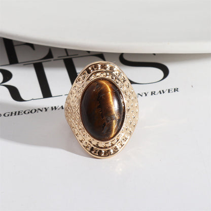 Brown Quartz and 18K Gold-Plated Oval-Cut Ring, gold statement rings for women, dainty minimalist design, detail close-up